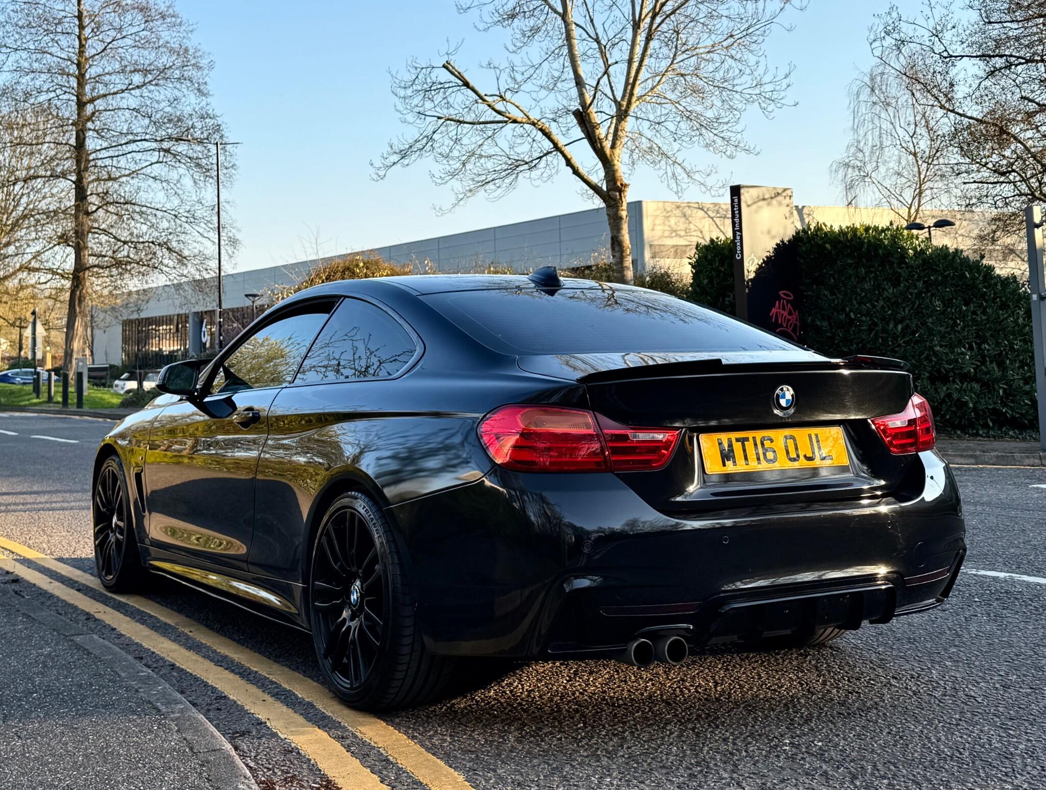 BMW 4 Series view 17