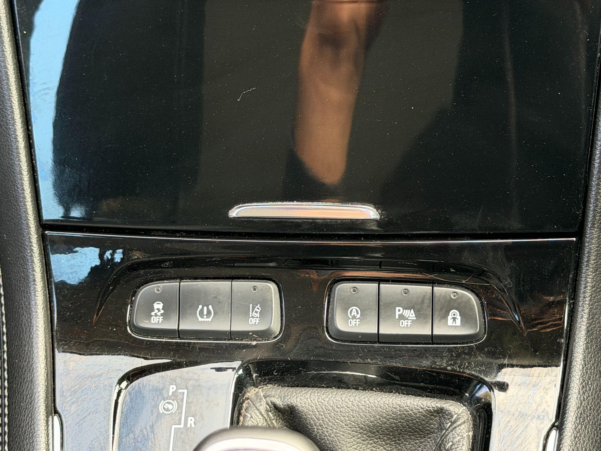 Vauxhall Grandland X view 41