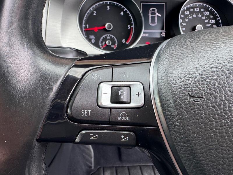 Volkswagen Golf view 38