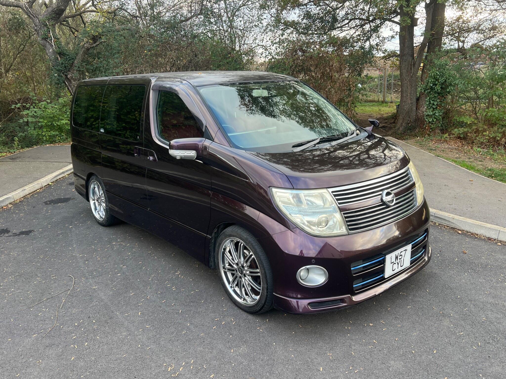 Nissan Elgrand