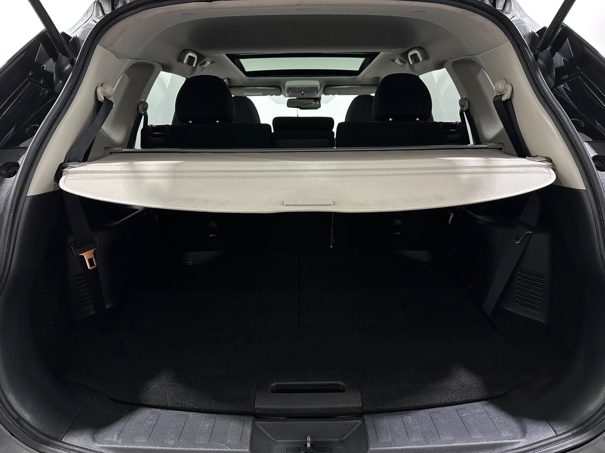 Nissan X-Trail view 49