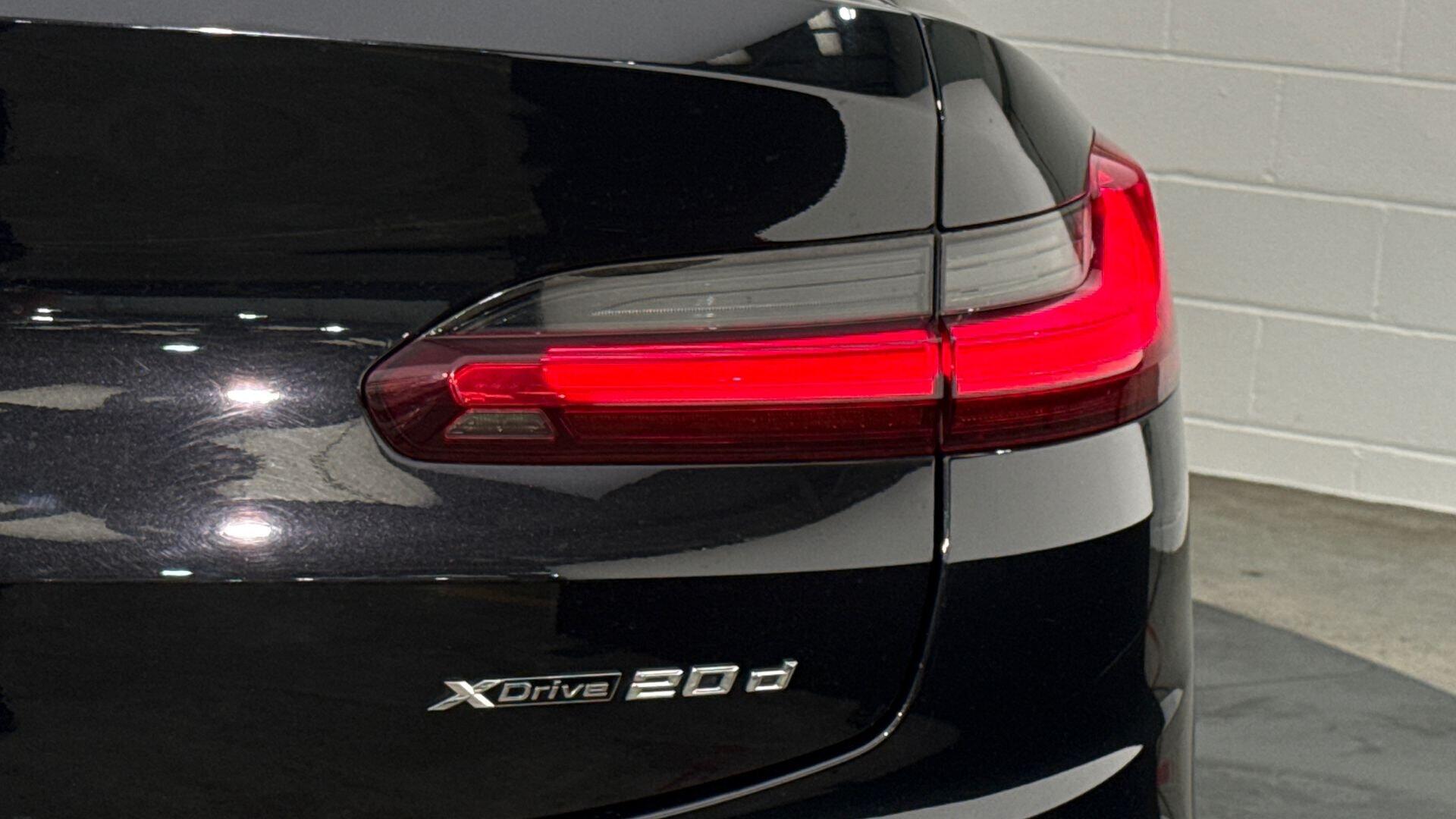 BMW X4 view 22