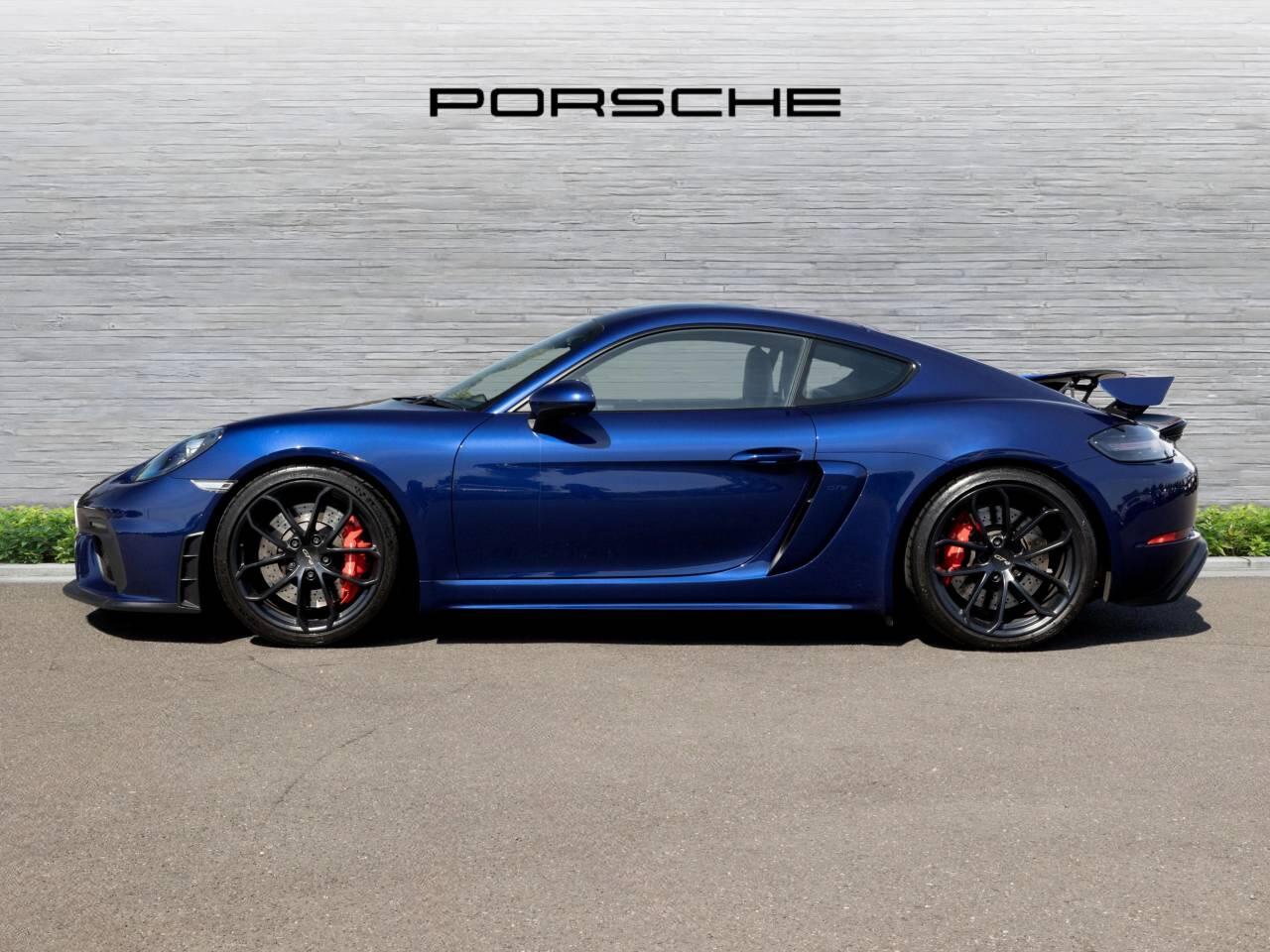 Porsche Cayman view 12