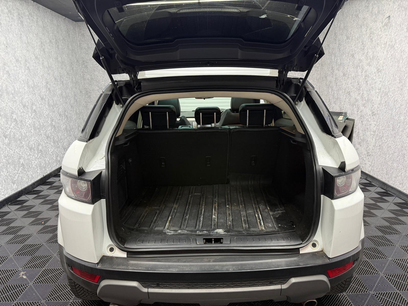 Land Rover Range Rover Evoque view 25