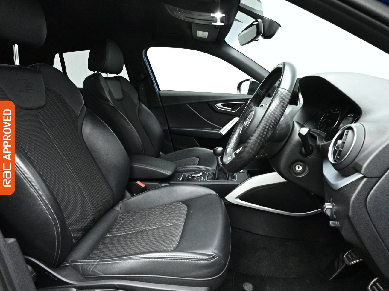 Audi Q2 view 12