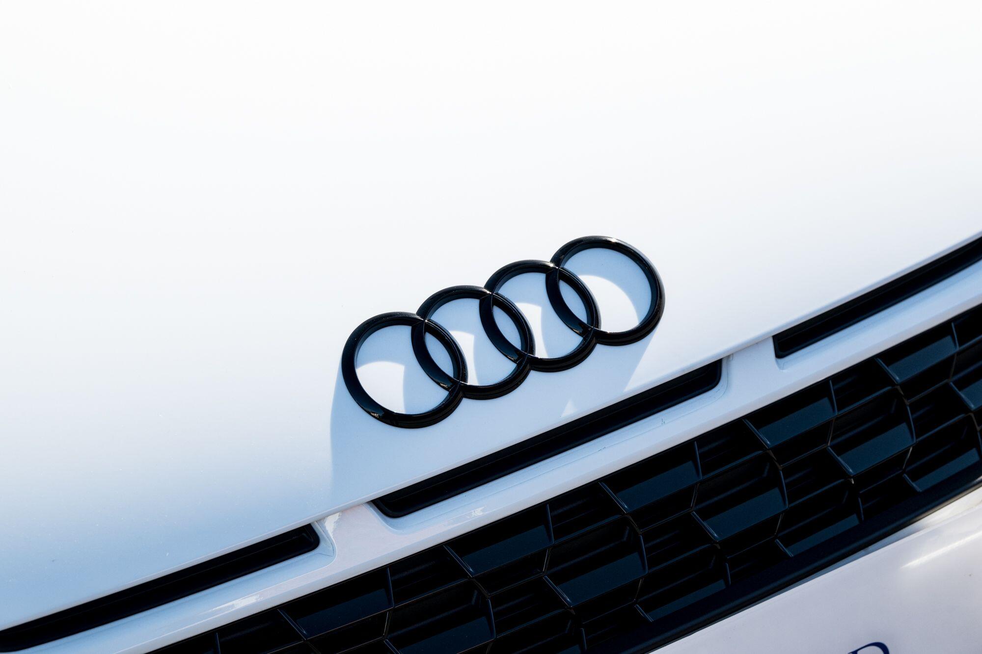 Audi R8 view 22