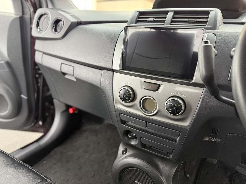 2012 Toyota BB image 16