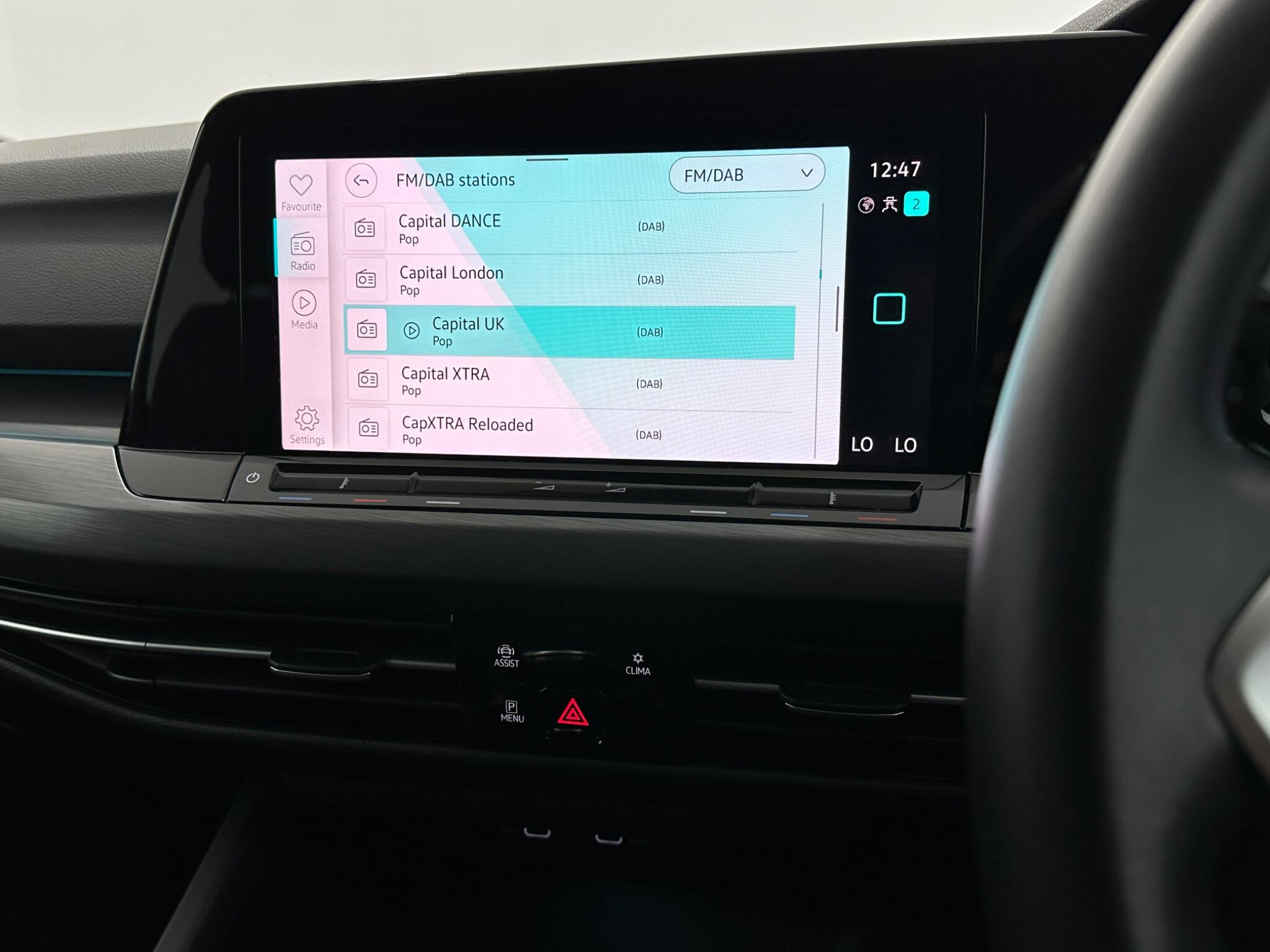 Volkswagen Golf view 25