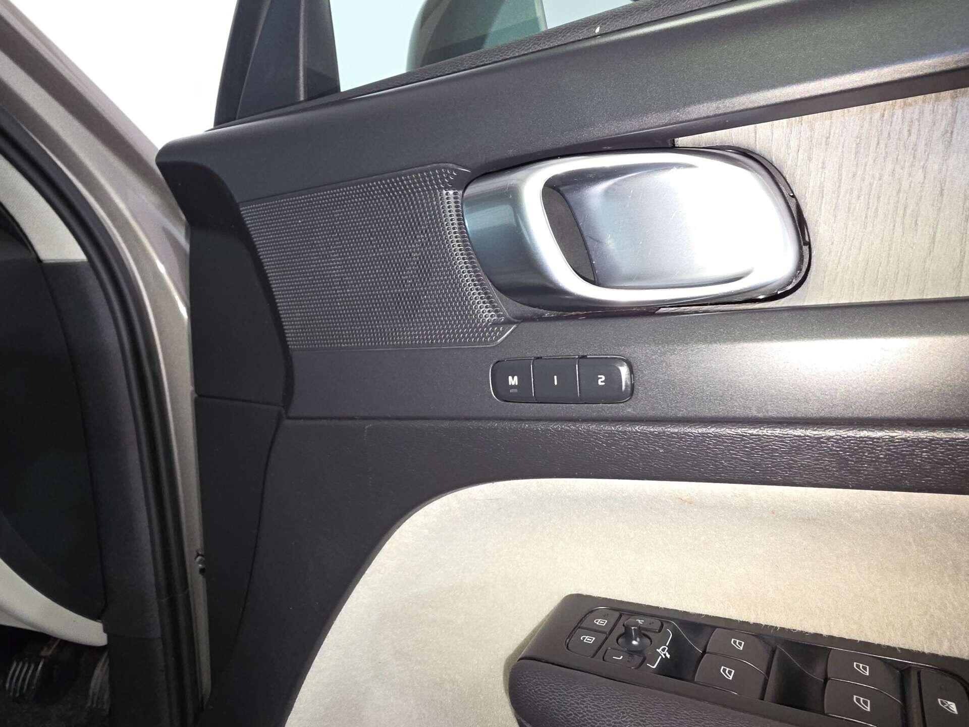 Volvo XC40 view 39