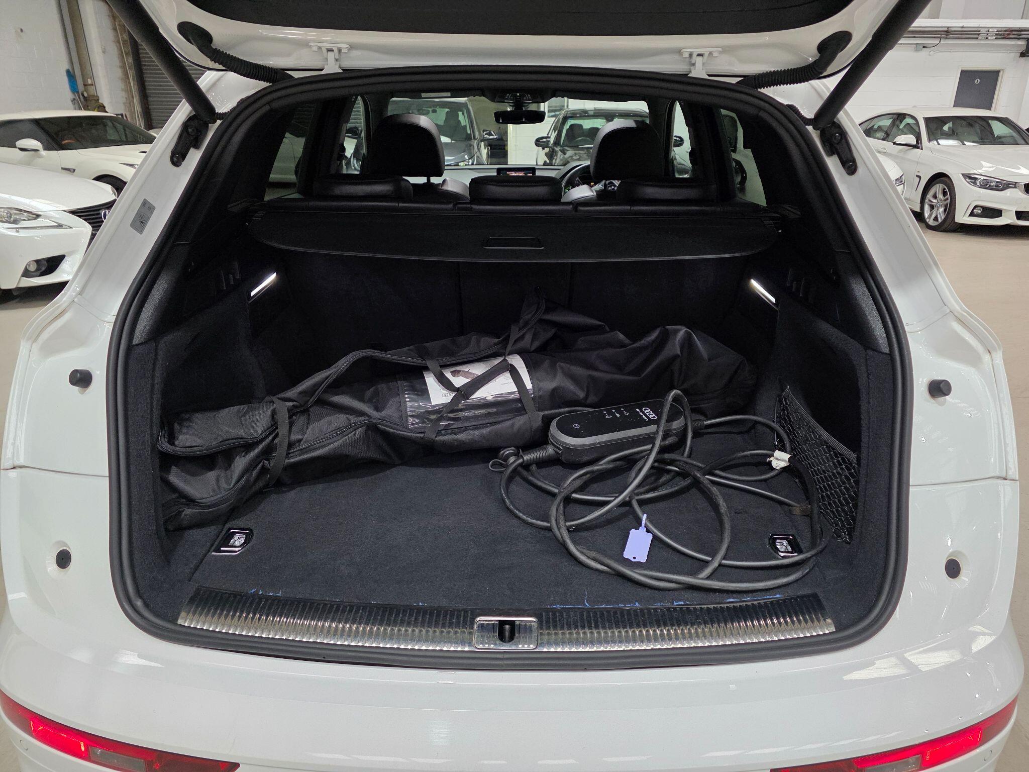 Audi Q5 view 33