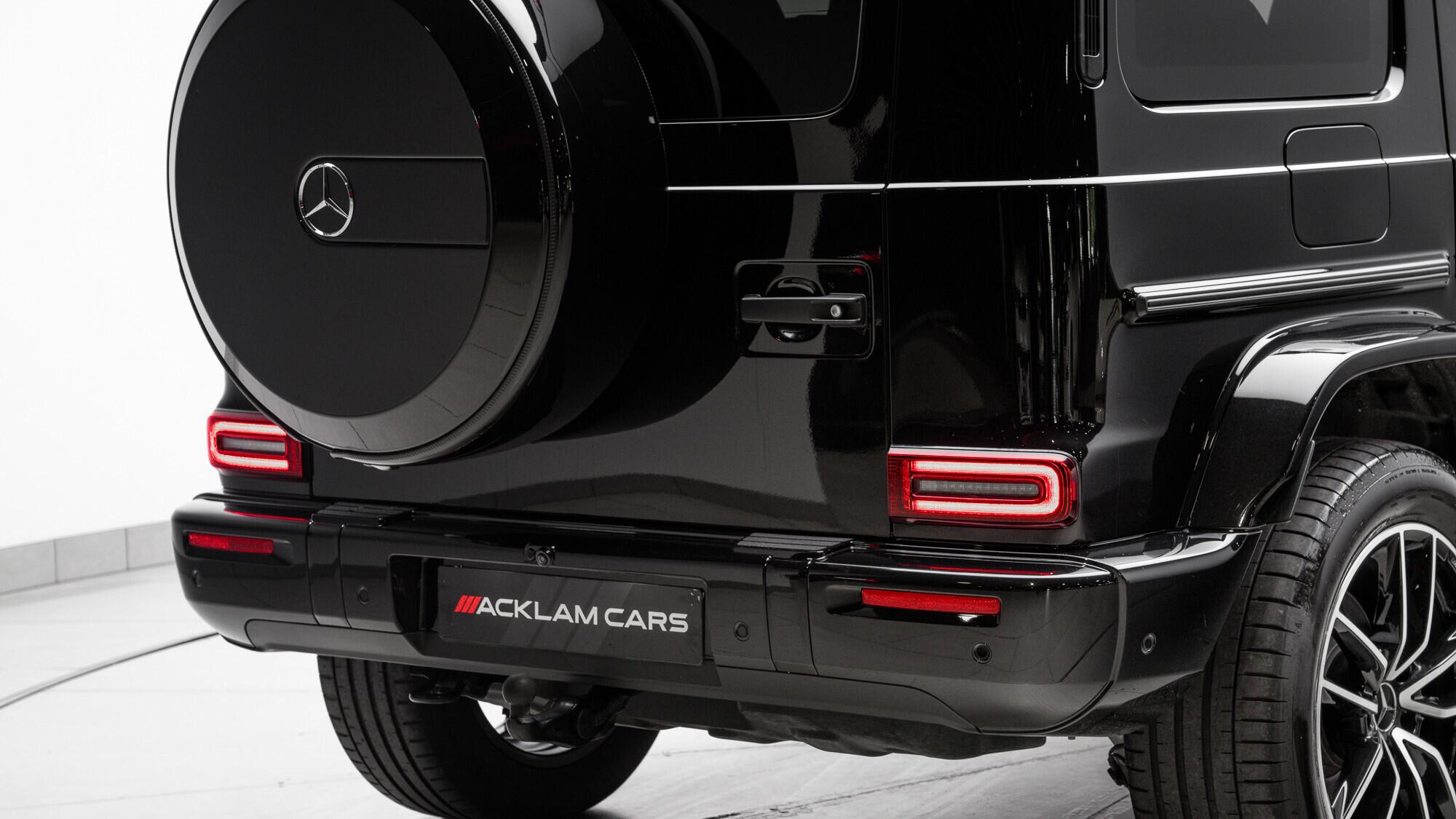 Mercedes-Benz G Class view 16