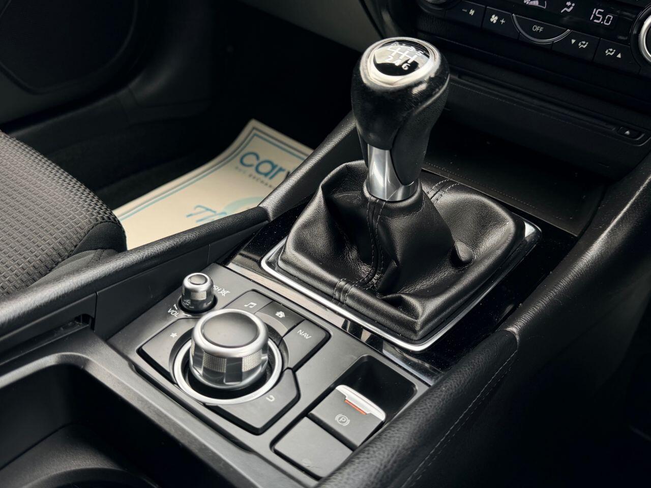 Mazda Mazda3 view 32