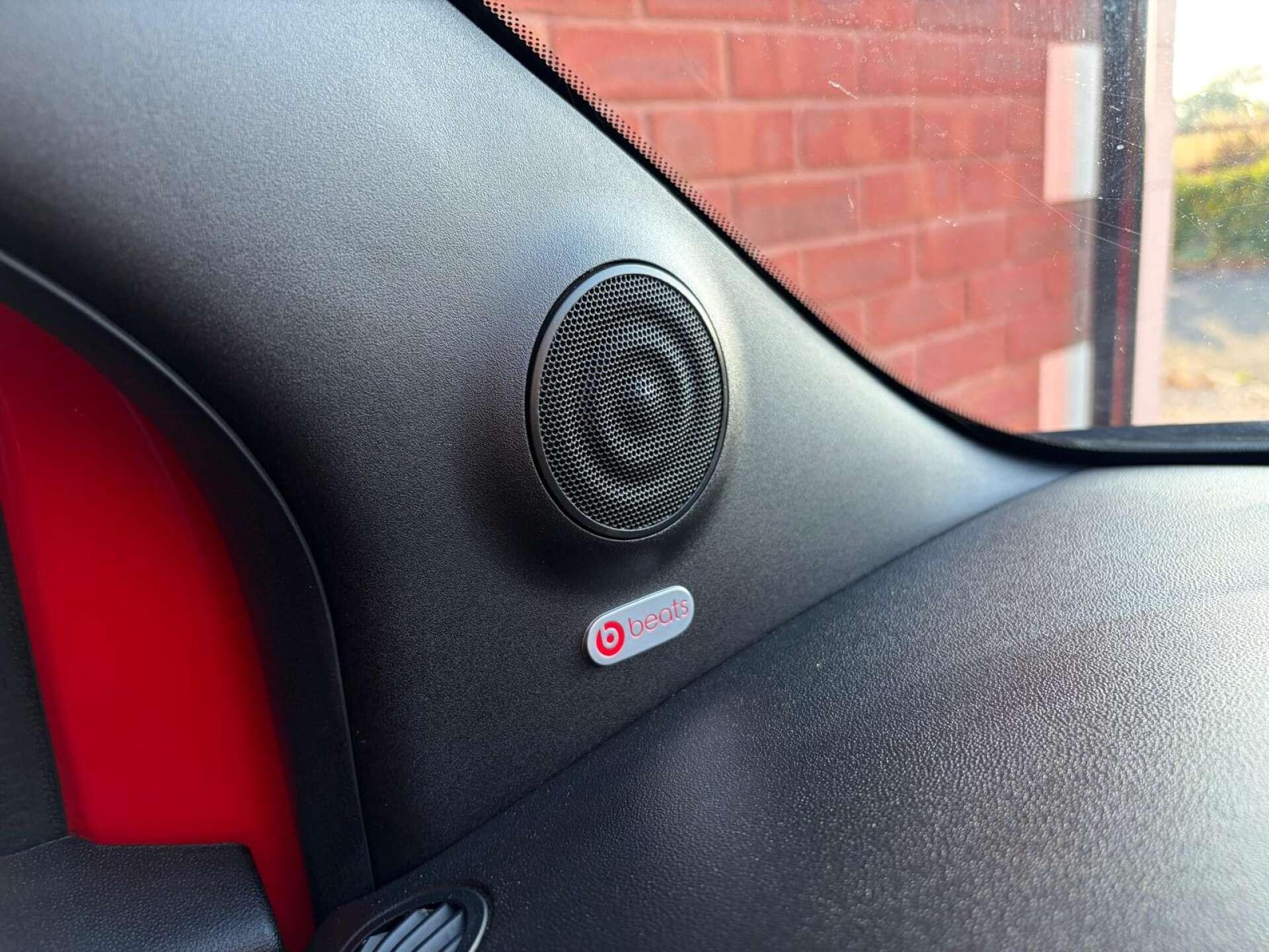 Abarth 595c view 10