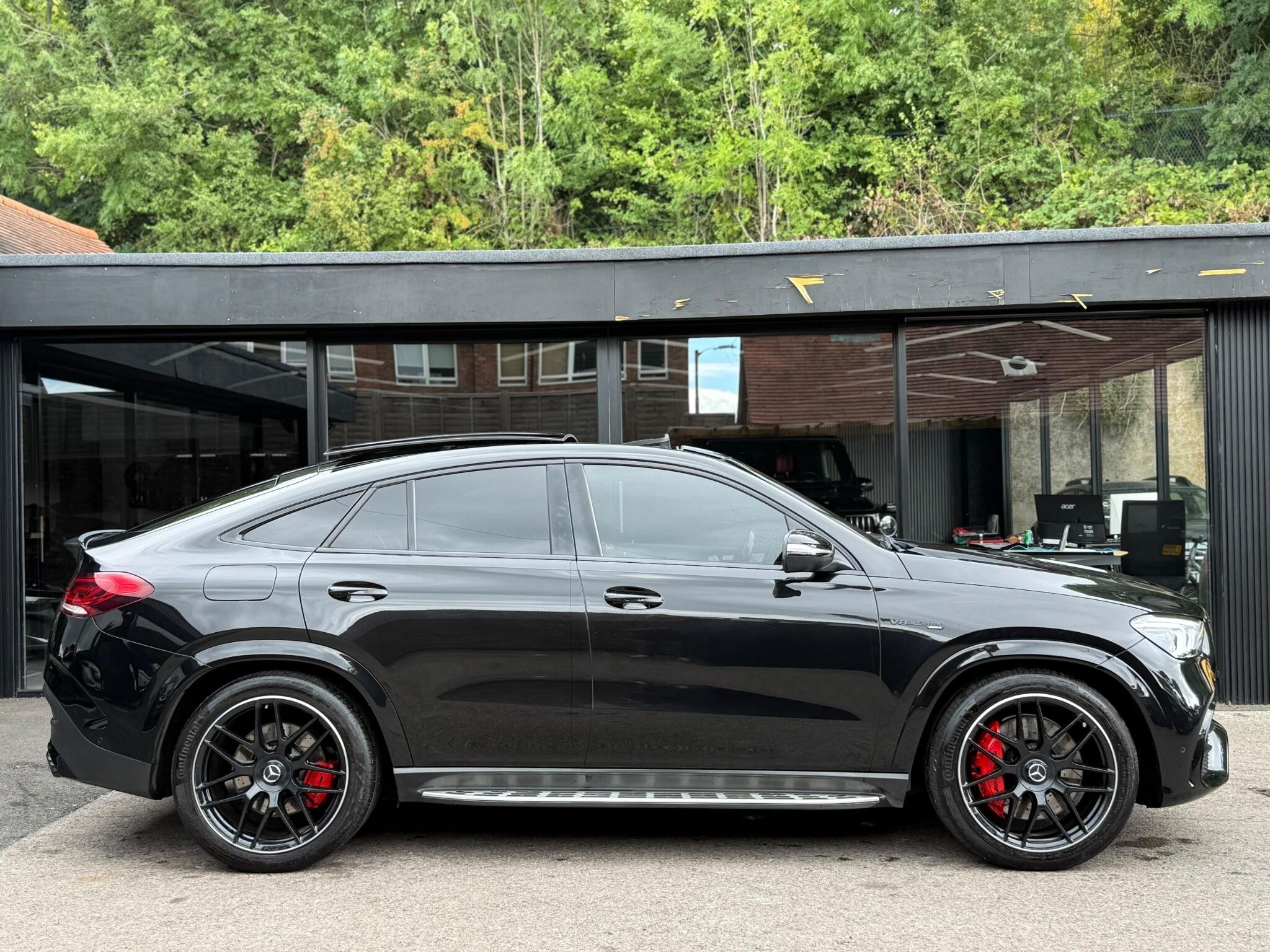 Mercedes-Benz GLE view 4