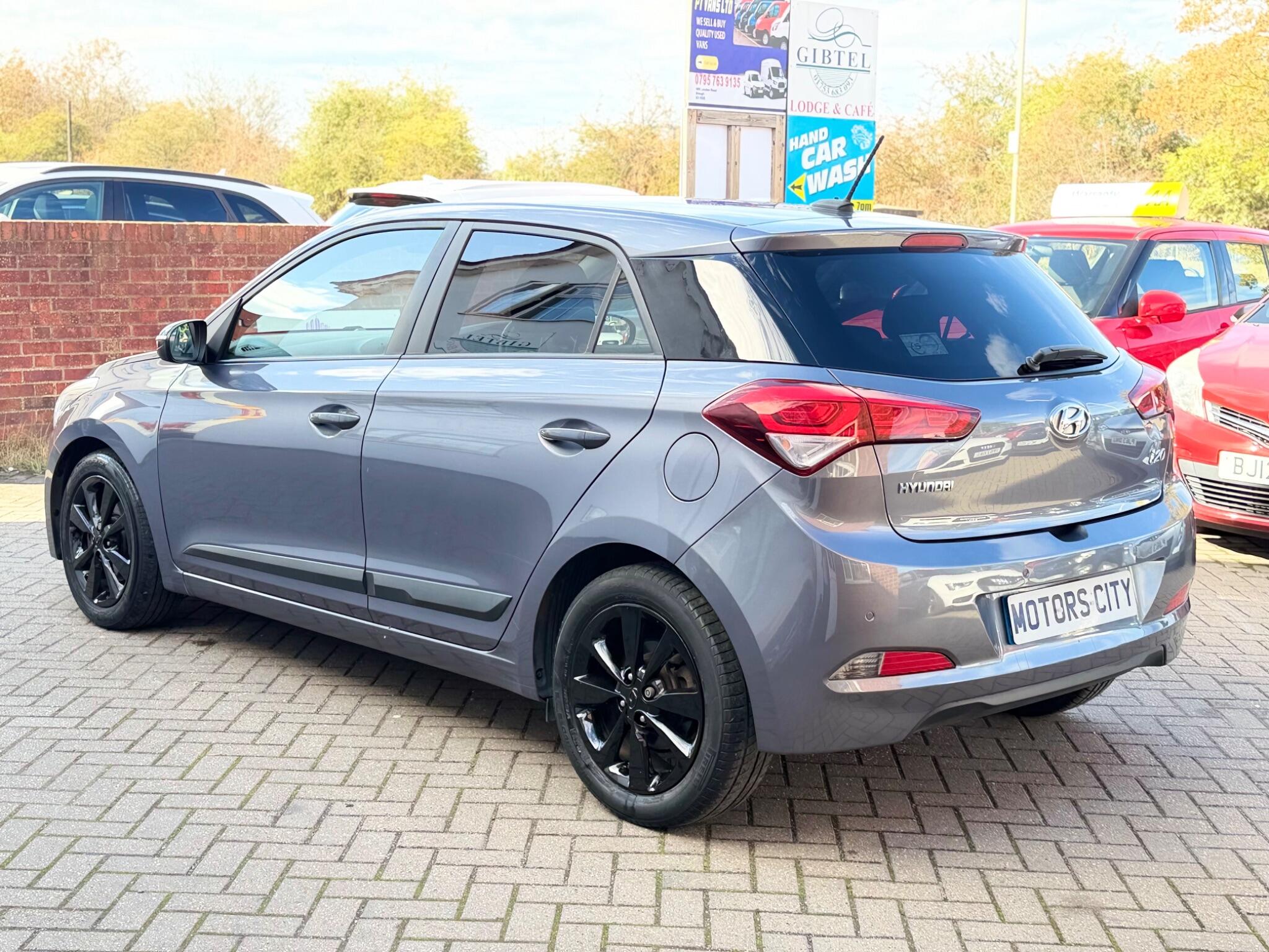 Hyundai I20 view 5