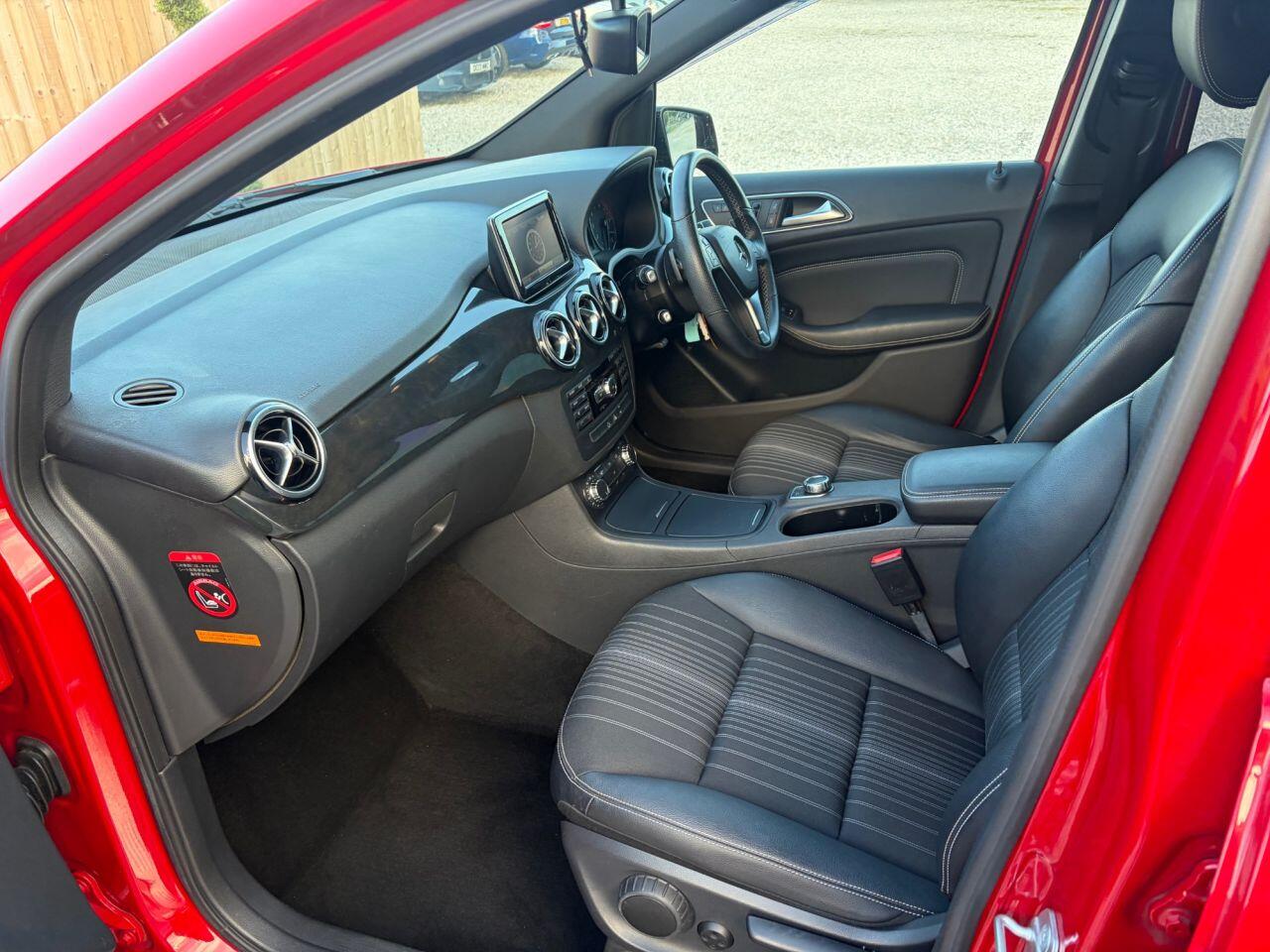 Mercedes-Benz B-Class view 15