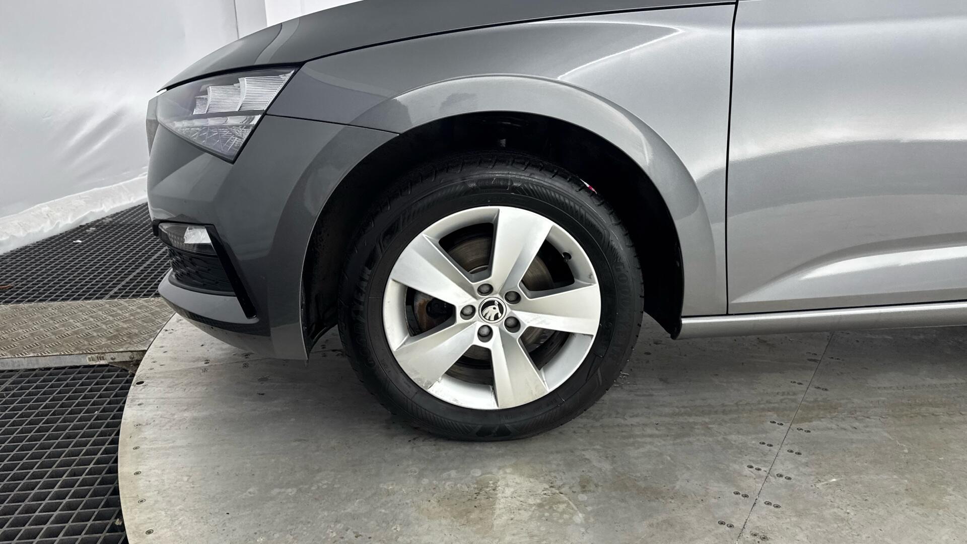 Skoda Scala view 23