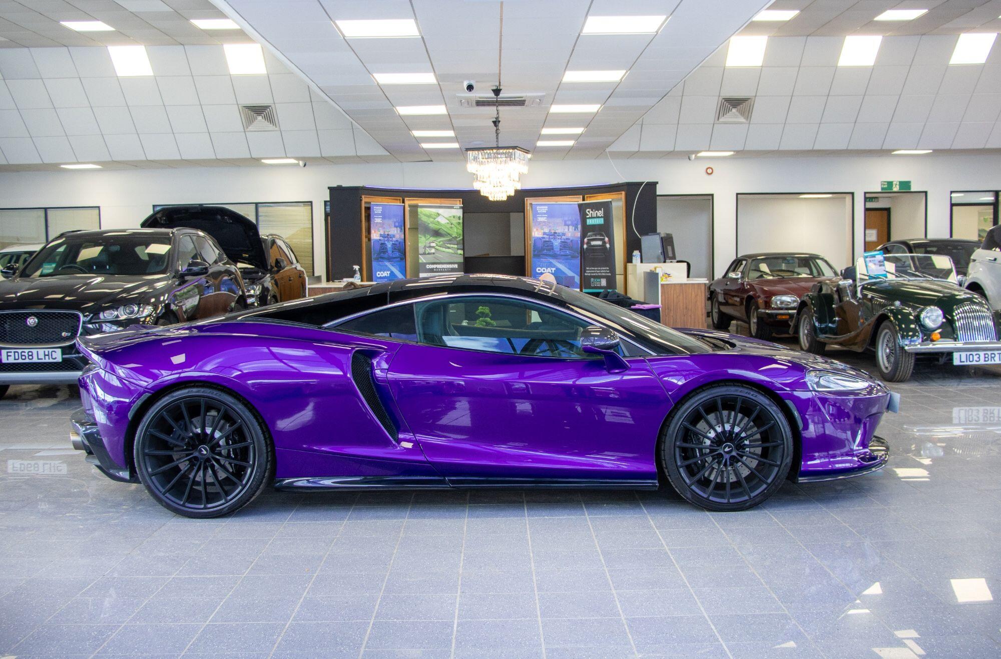 Mclaren GT view 11