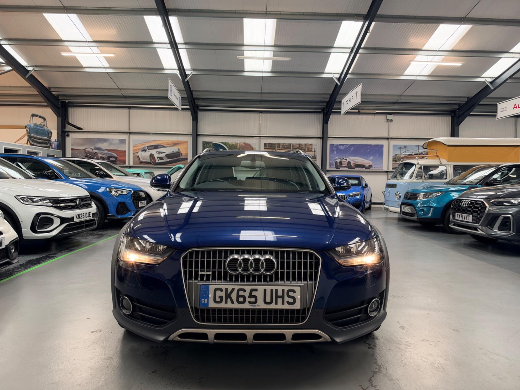 Audi A4 view 11