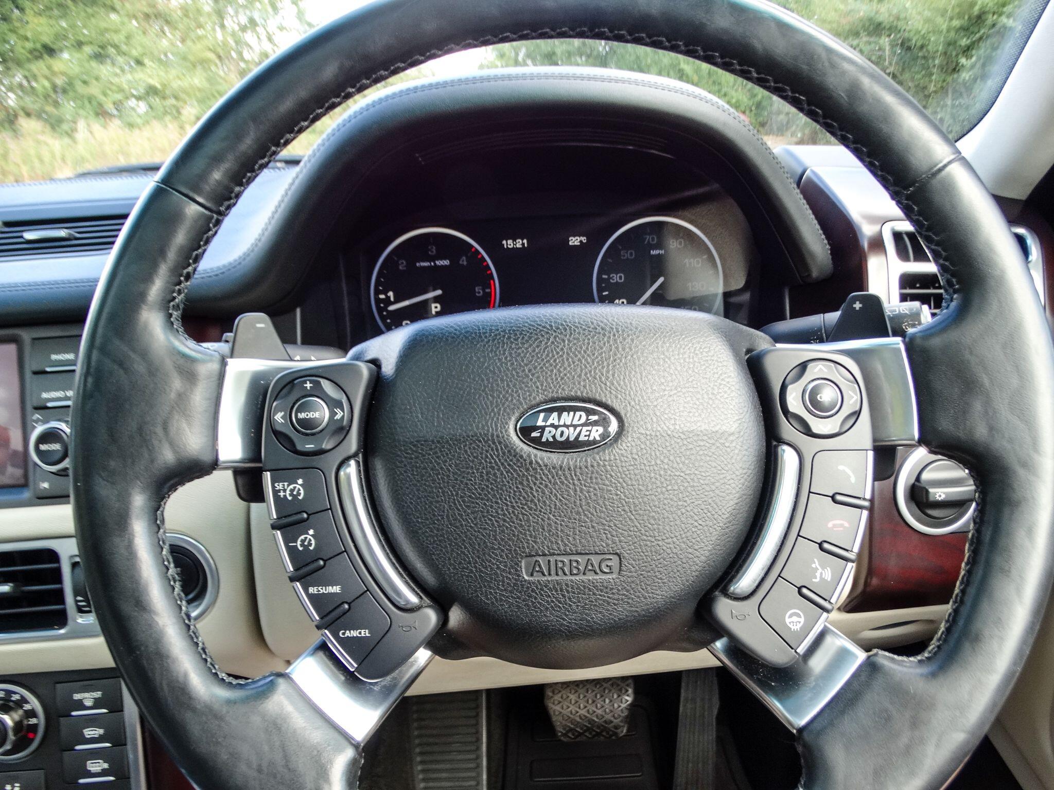 Land Rover Range Rover view 6