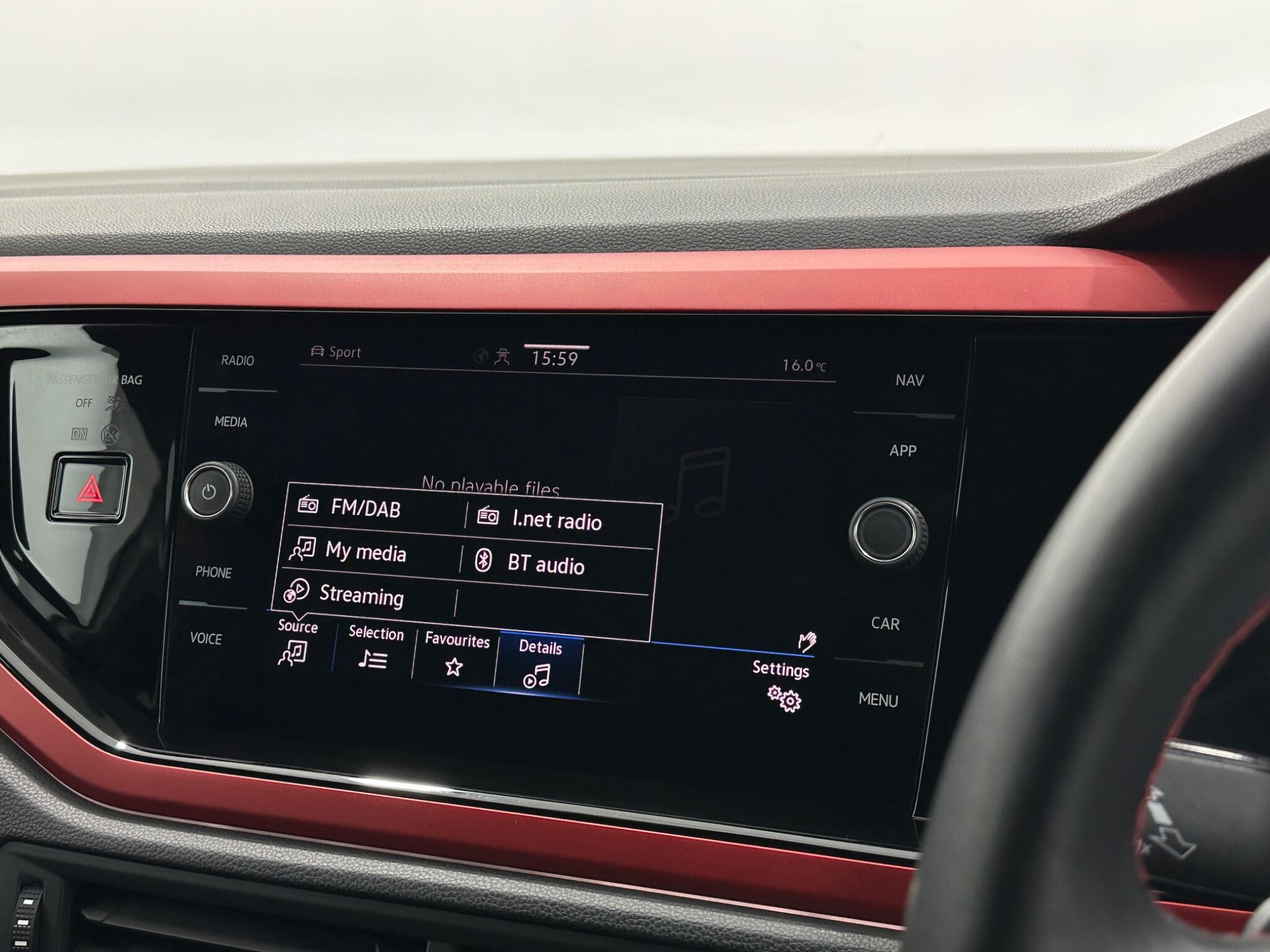 Volkswagen Polo view 24
