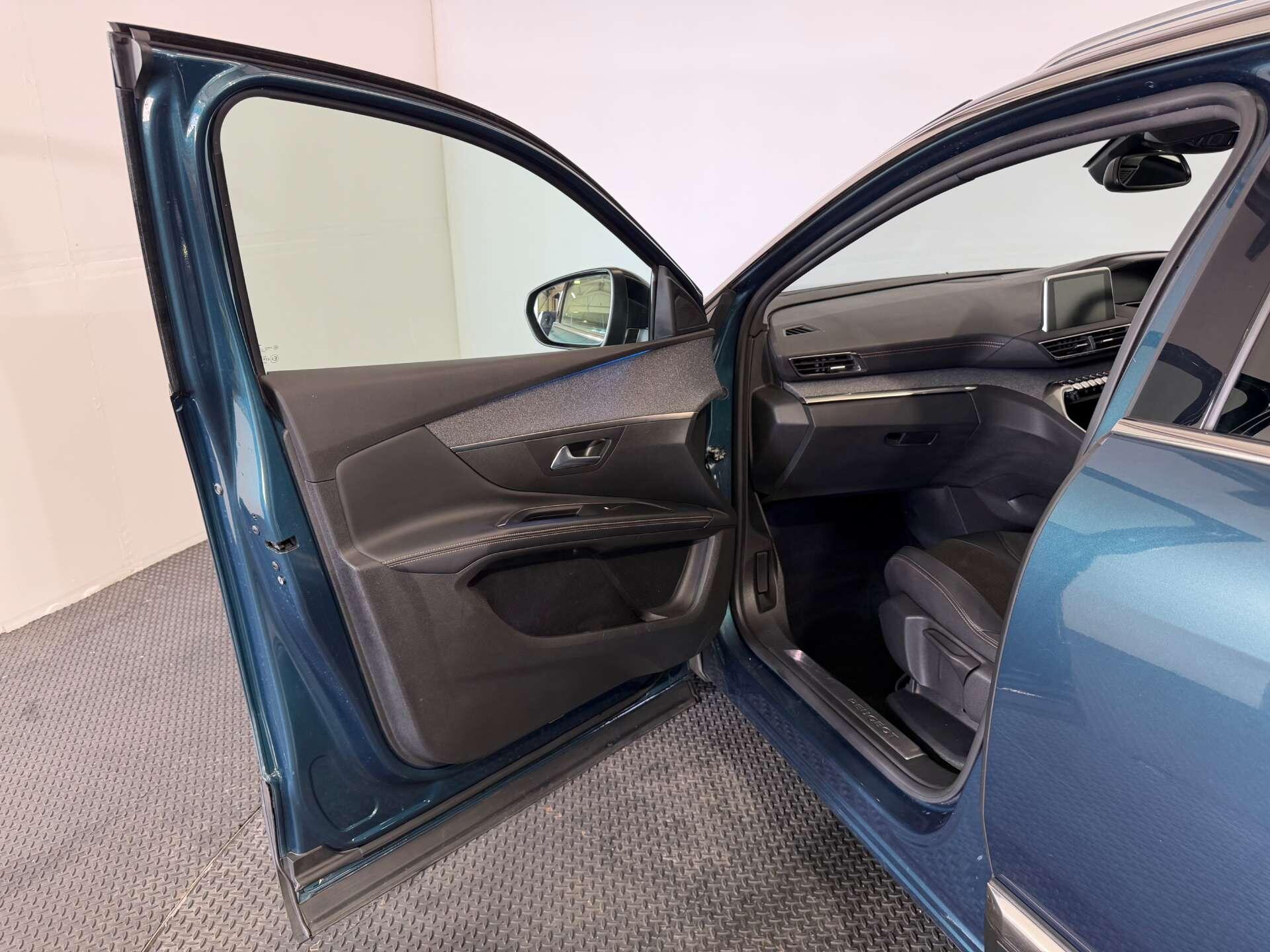 Peugeot 5008 view 67