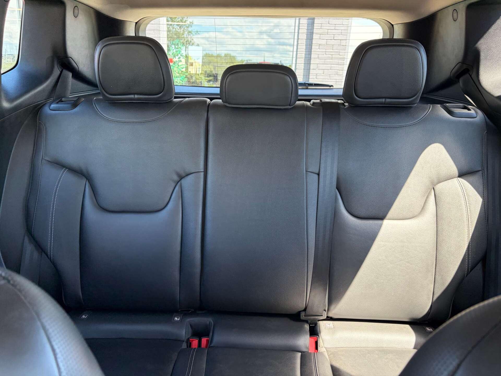 Jeep Renegade view 20