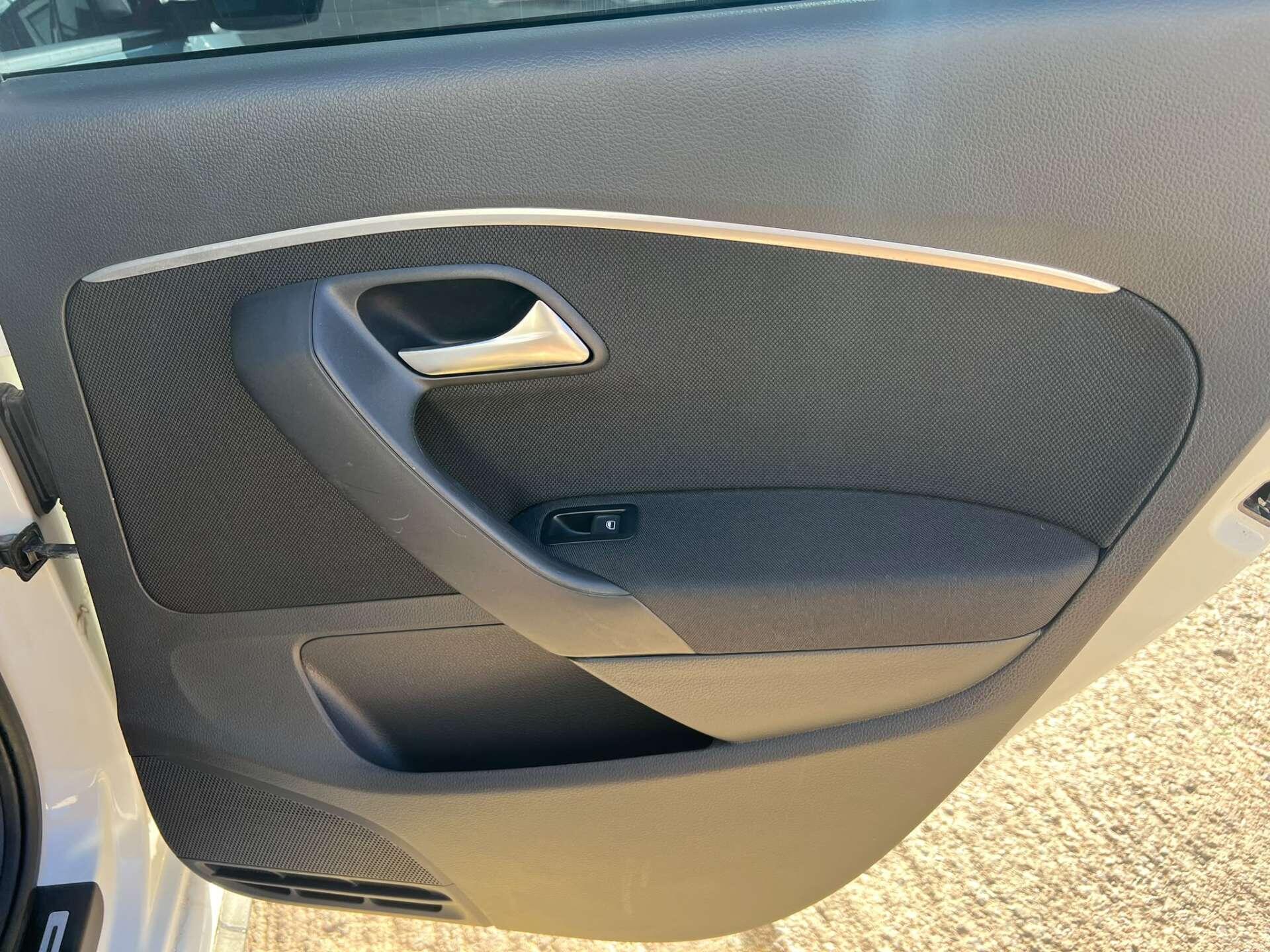 Volkswagen Polo view 47