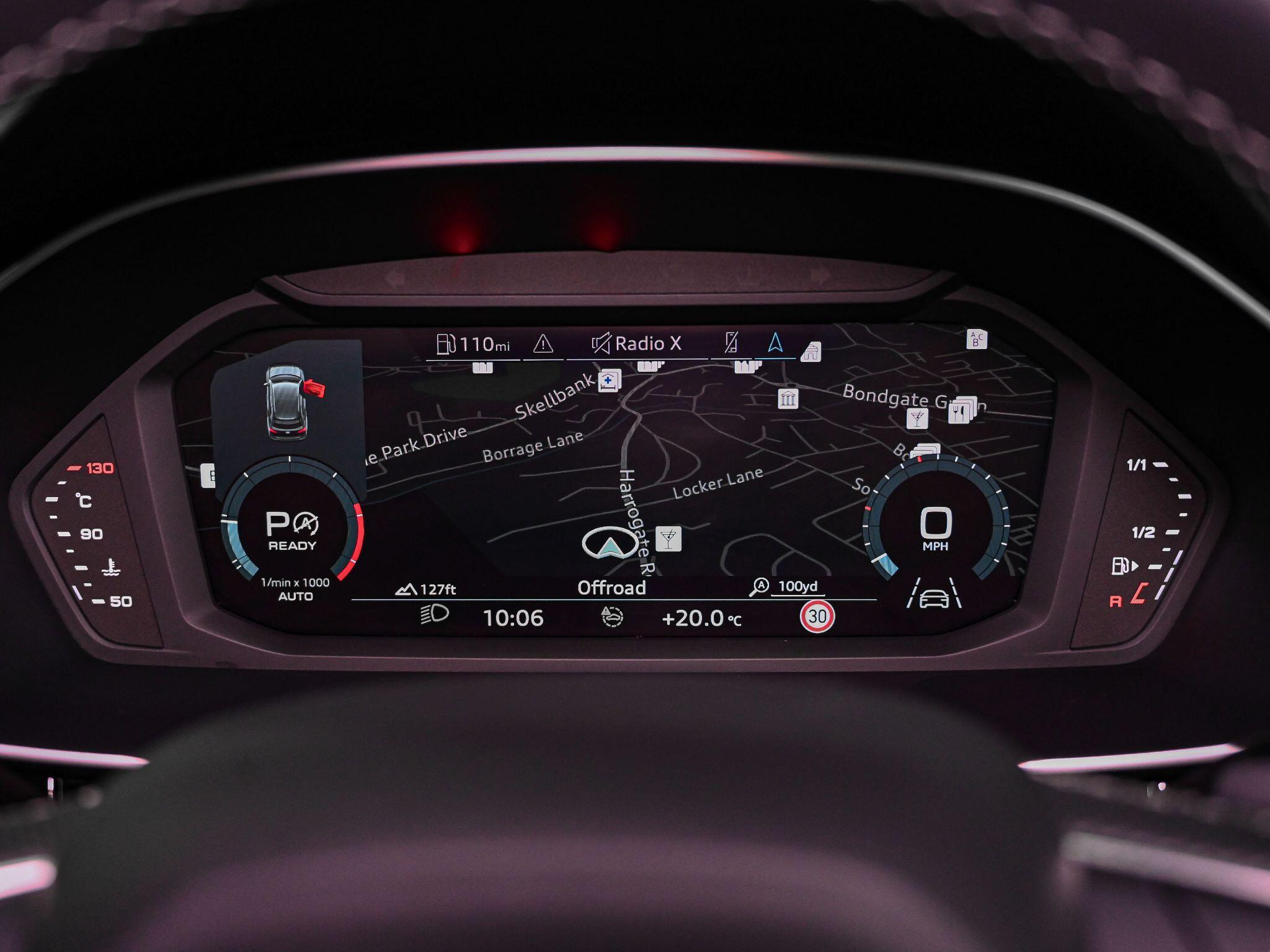 Audi Q3 view 9