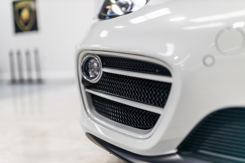 Porsche Cayman view 13