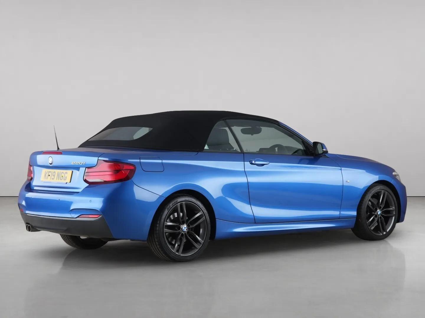 BMW 2 Series view 39