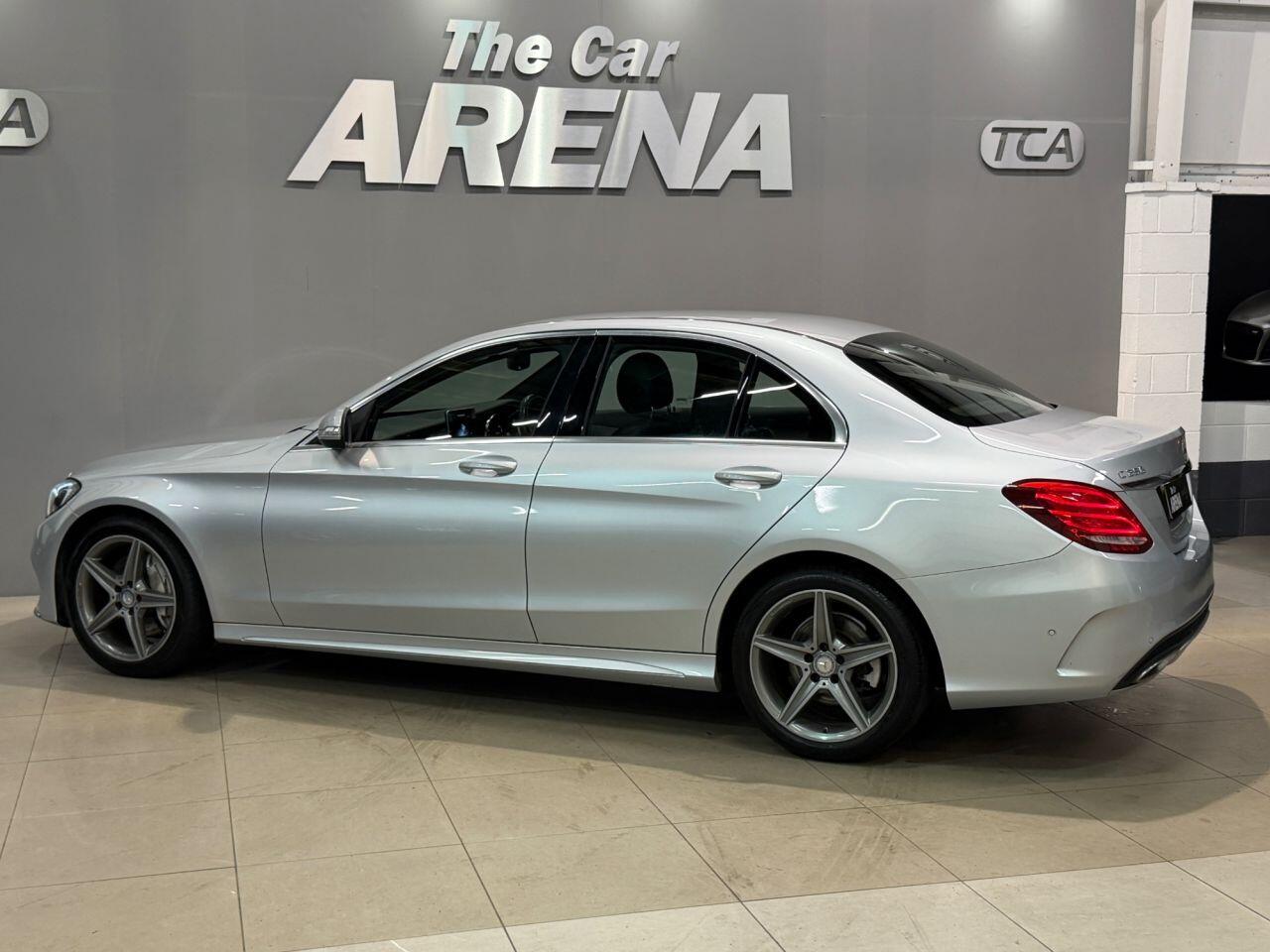 Mercedes-Benz C Class view 4