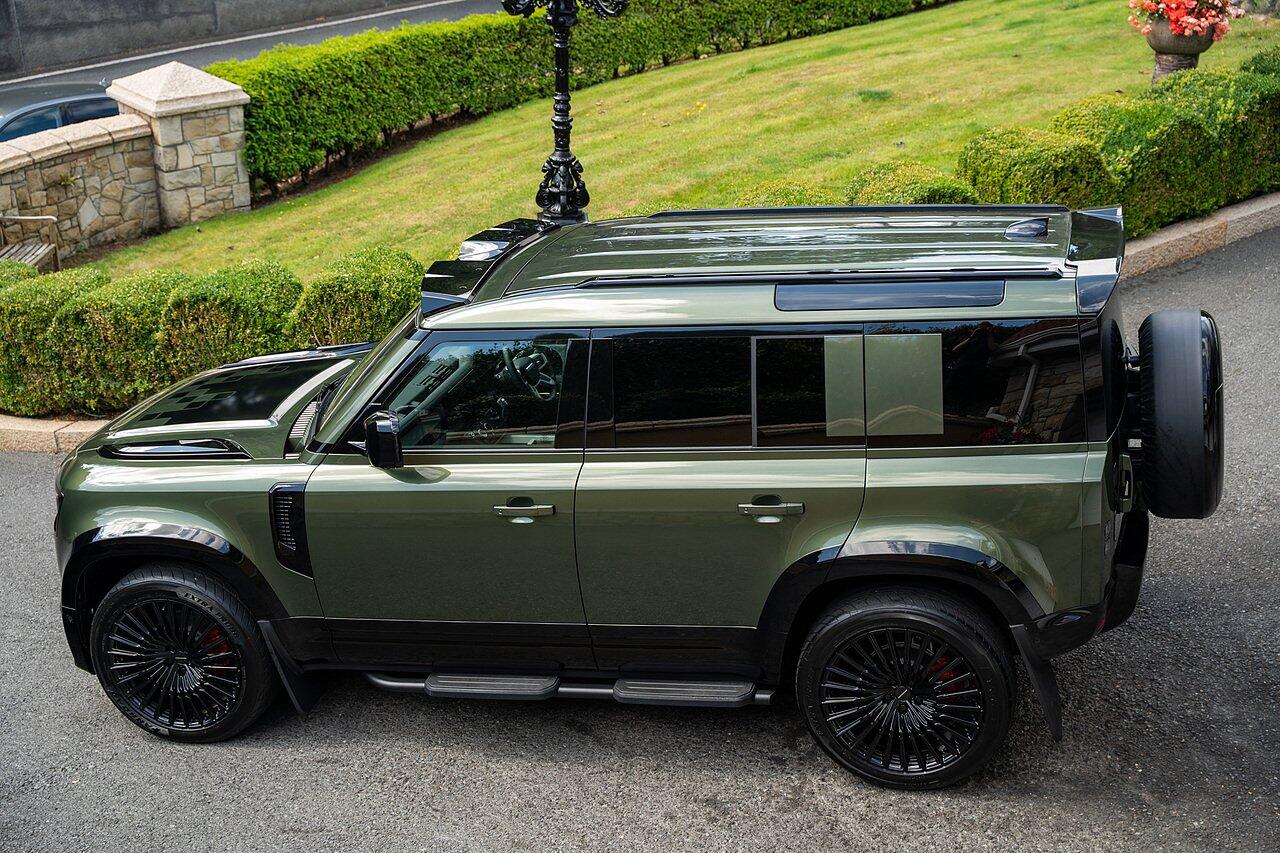 Land Rover Defender view 88