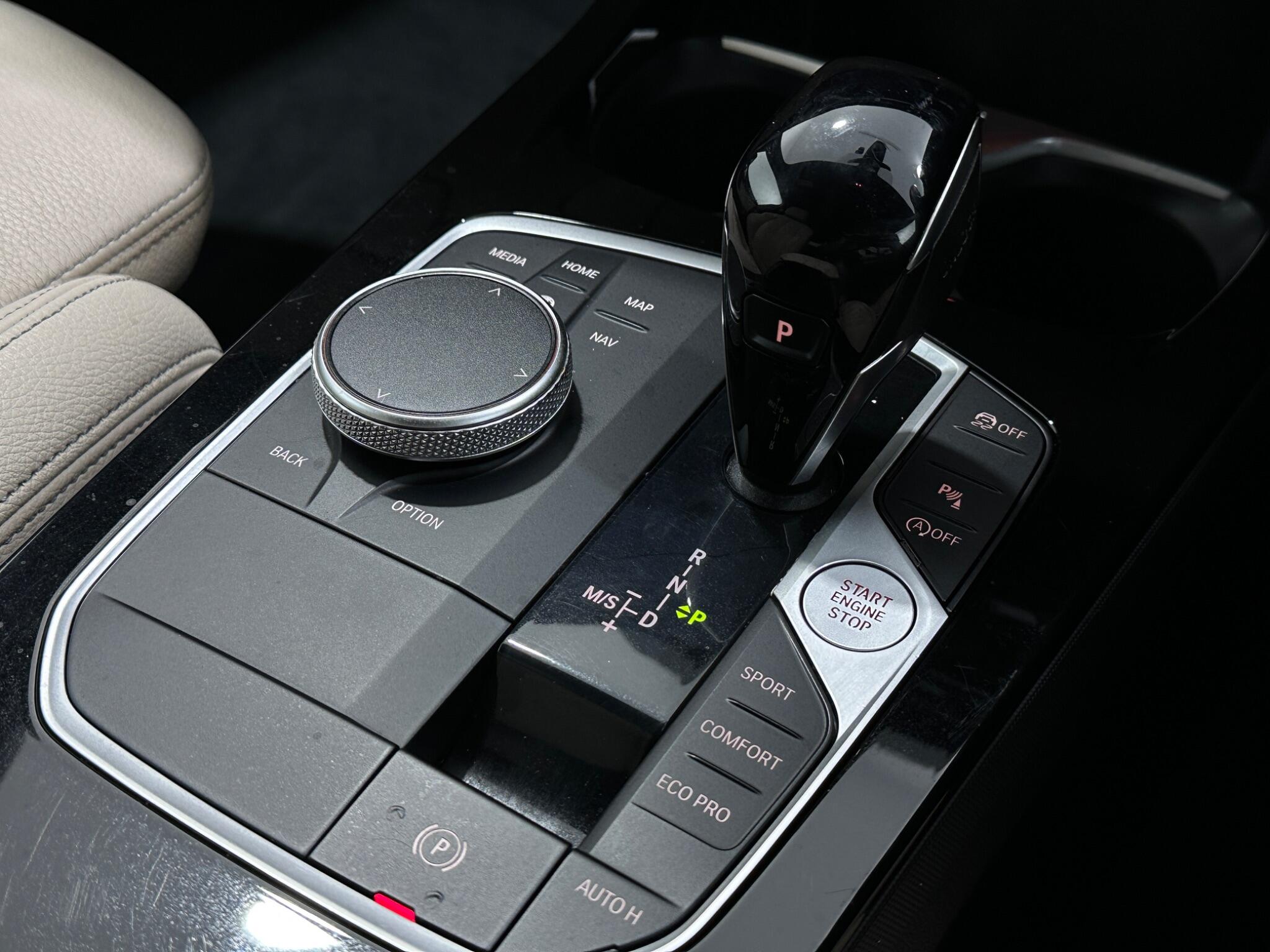 BMW 2 Series view 21