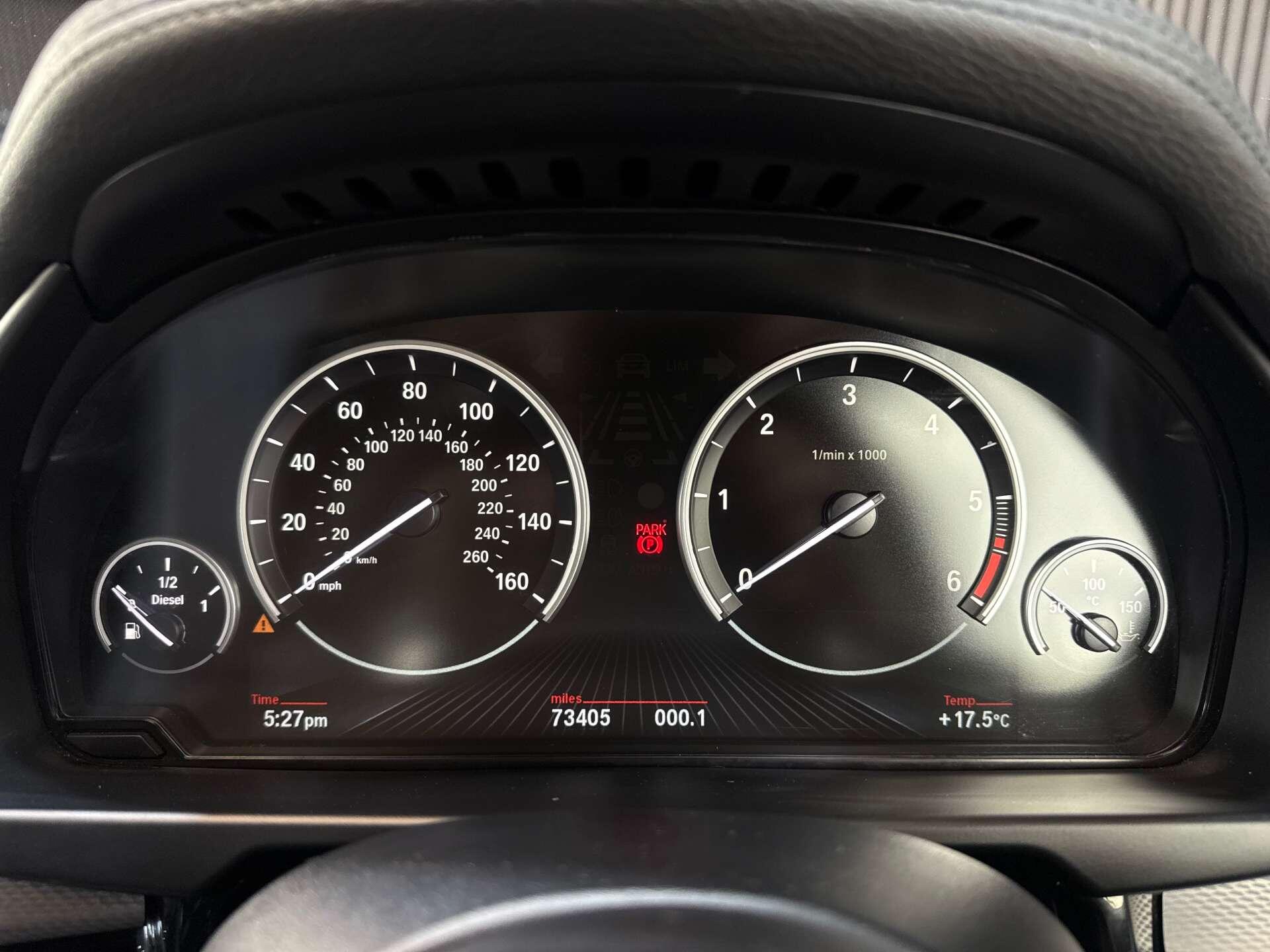 BMW X6 view 26