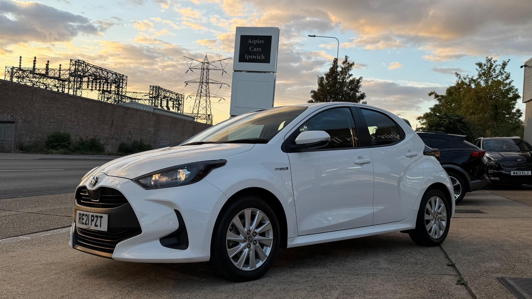 Toyota Yaris view 5