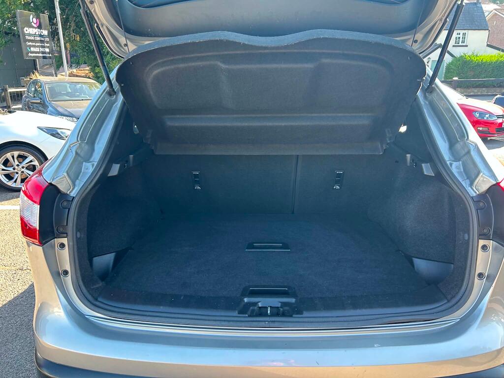 Nissan Qashqai view 14
