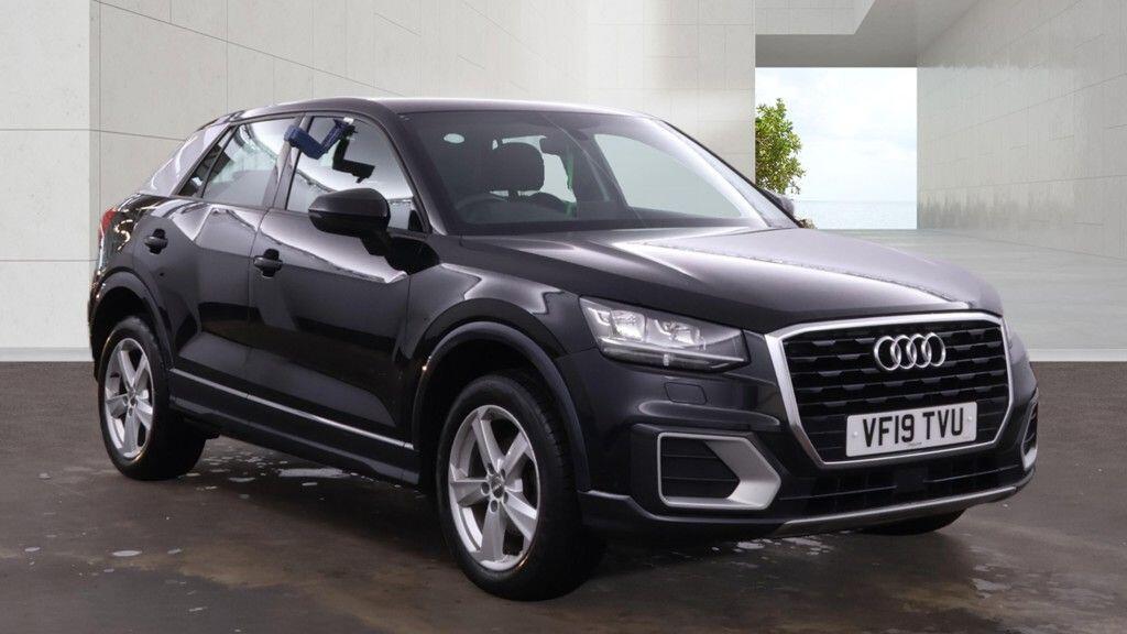 Audi Q2 view 3