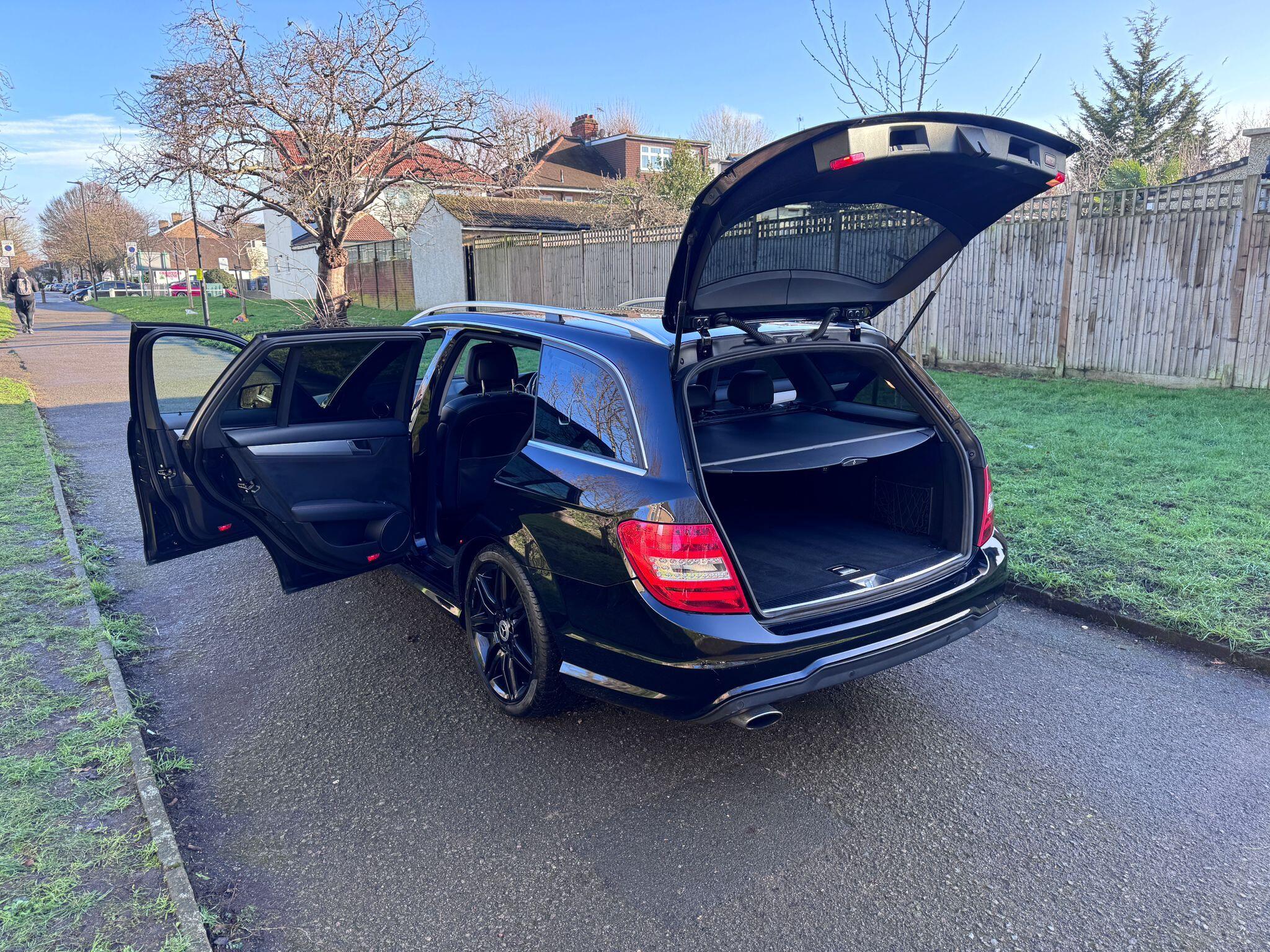 2012 Mercedes-Benz C Class image 34
