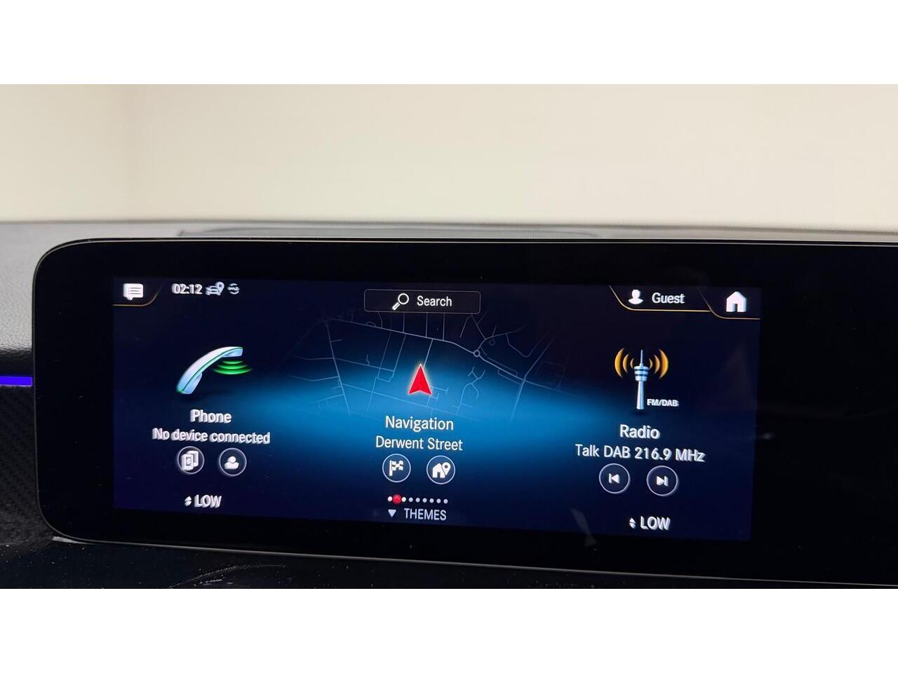 Mercedes-Benz GLB view 28