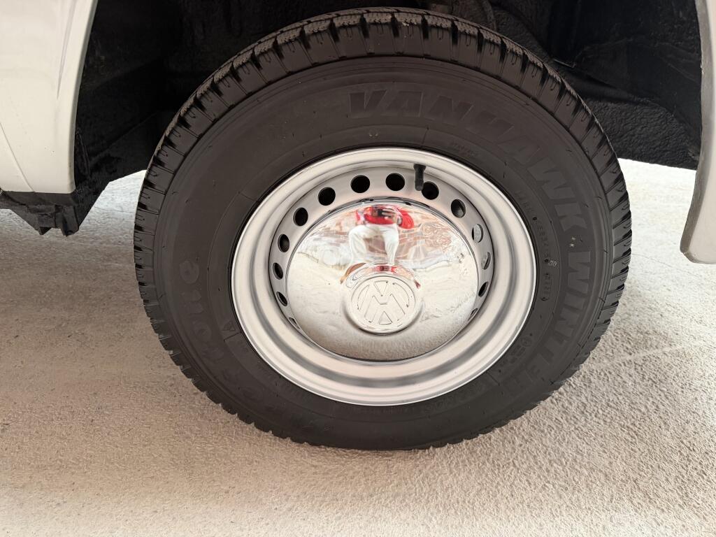 Volkswagen Transporter view 33