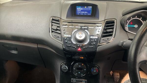 Ford Fiesta view 7