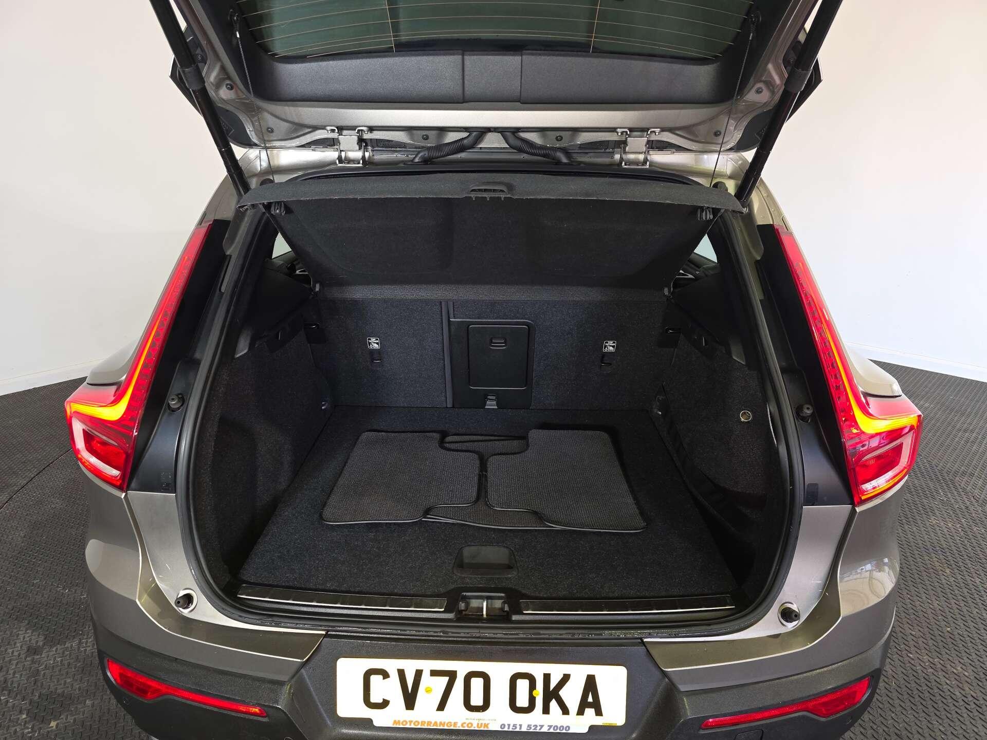Volvo XC40 view 53