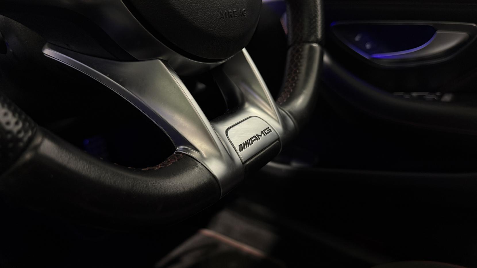Mercedes-Benz E Class view 19