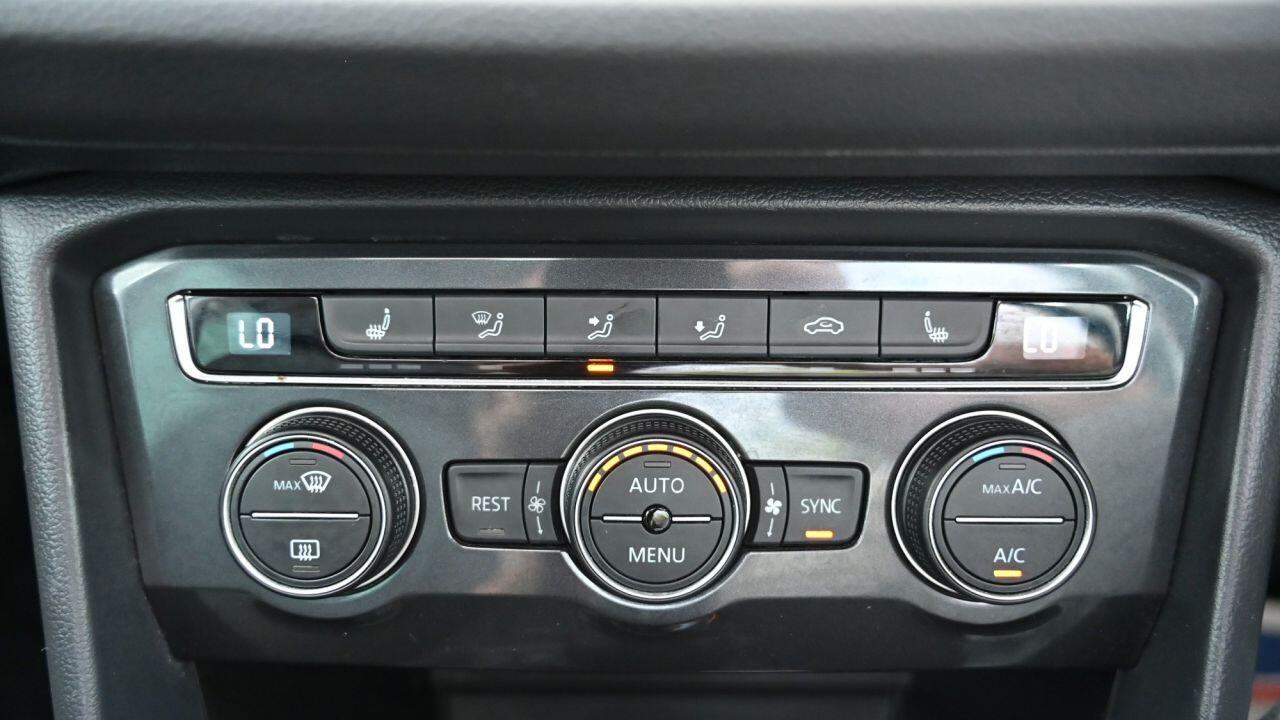 Volkswagen Tiguan view 28