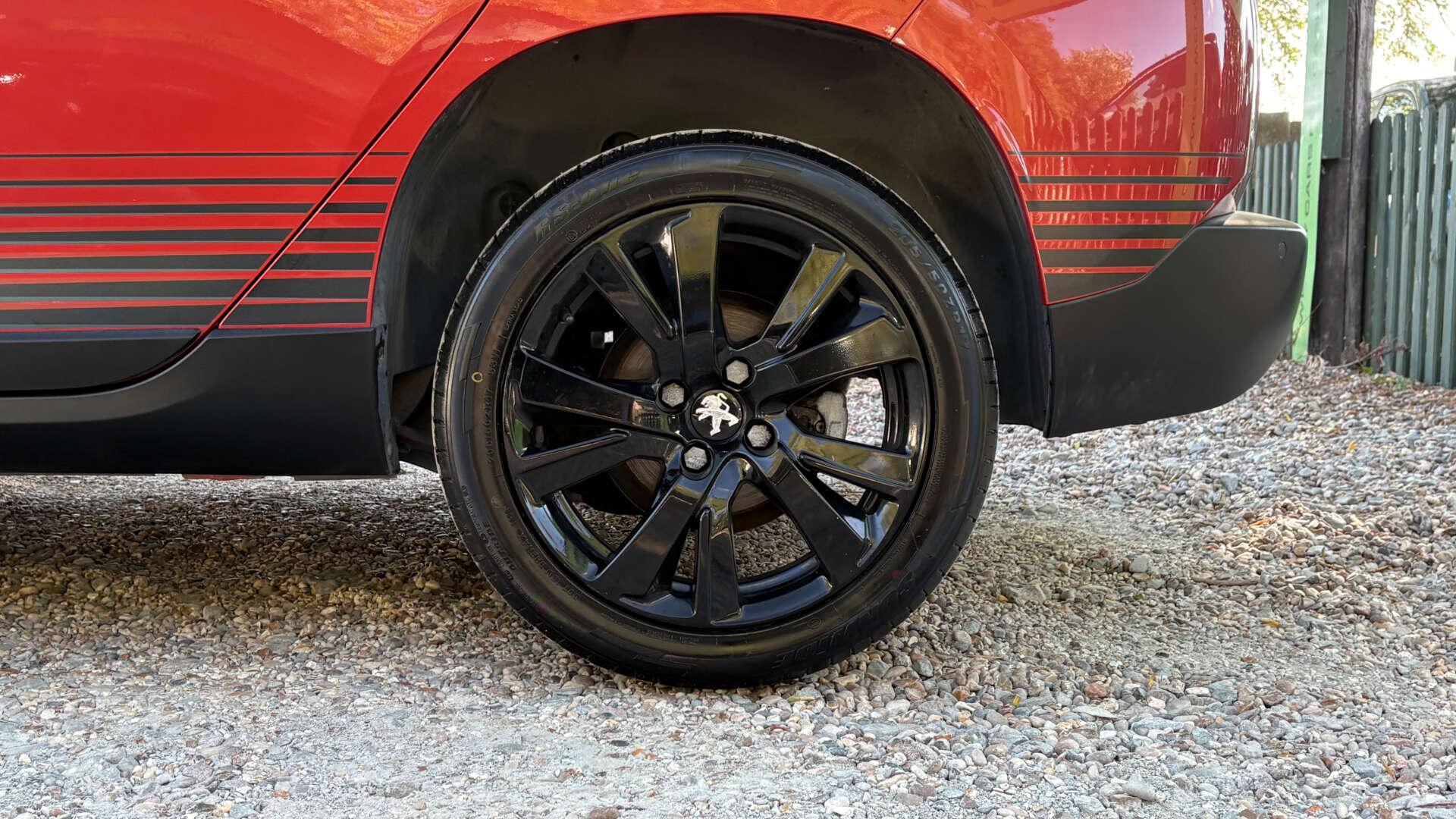 Peugeot 2008 view 35