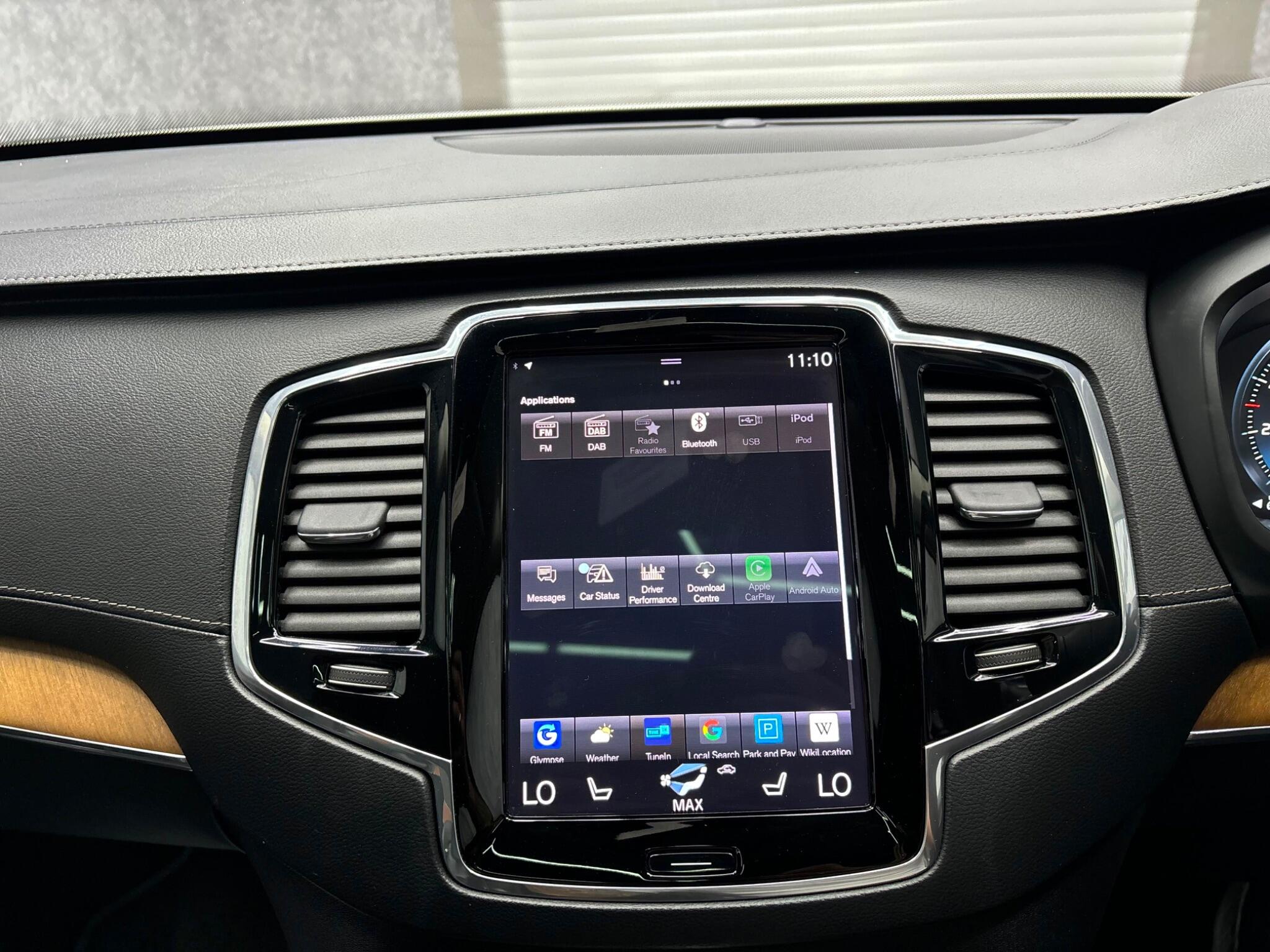 Volvo XC90 view 31