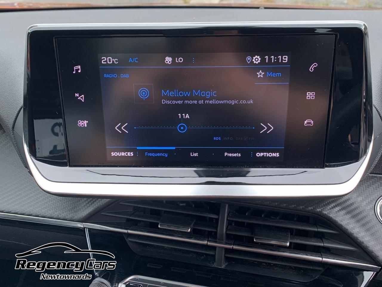 Peugeot 2008 view 28