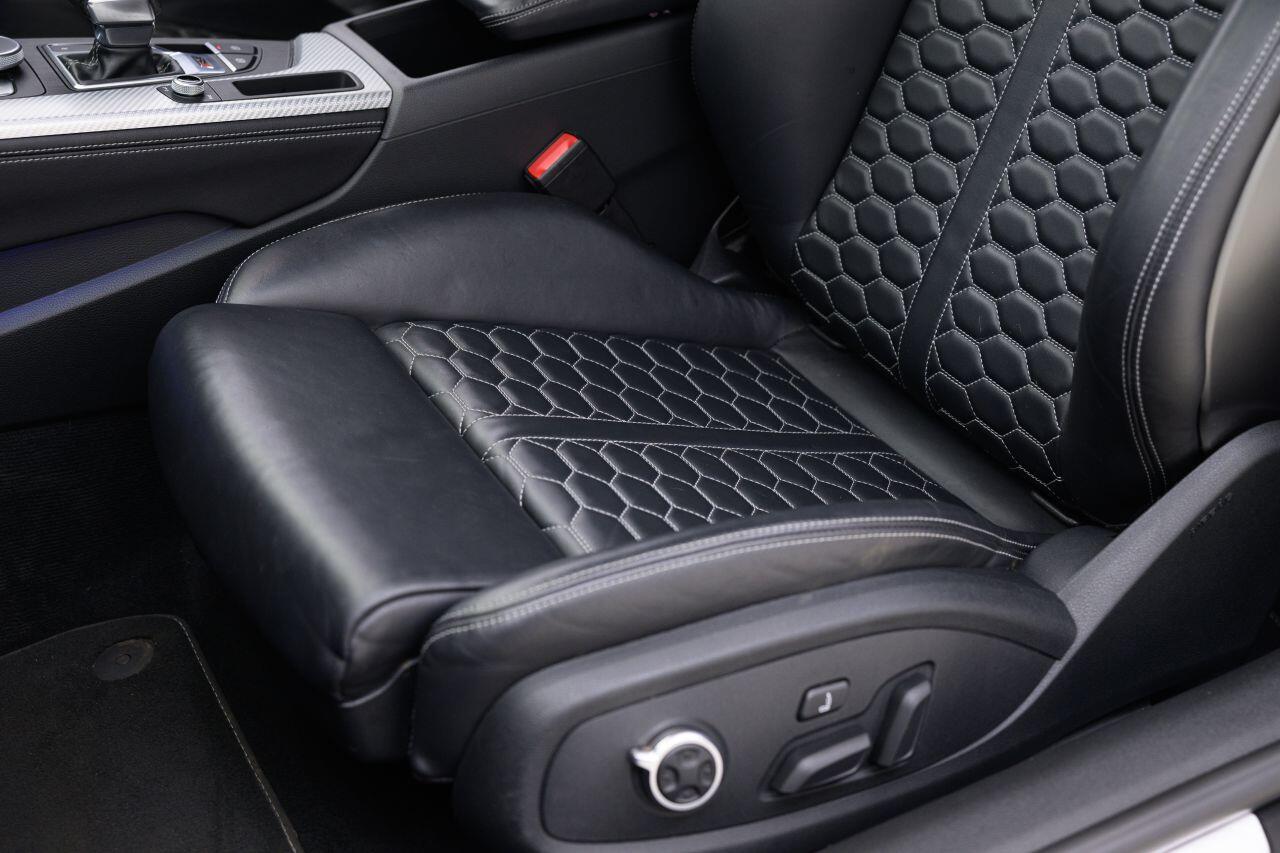 Audi RS5 view 32
