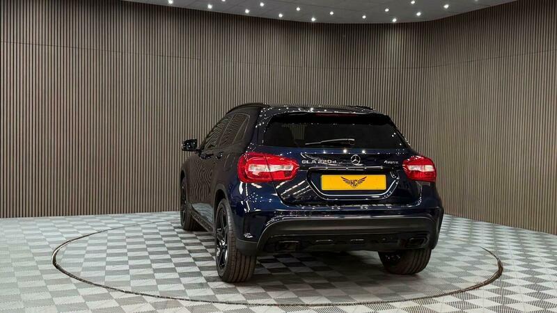 Mercedes-Benz GLA view 46